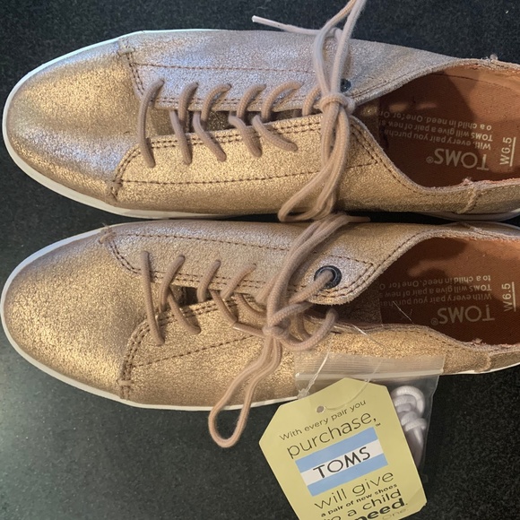 toms metallic sneakers